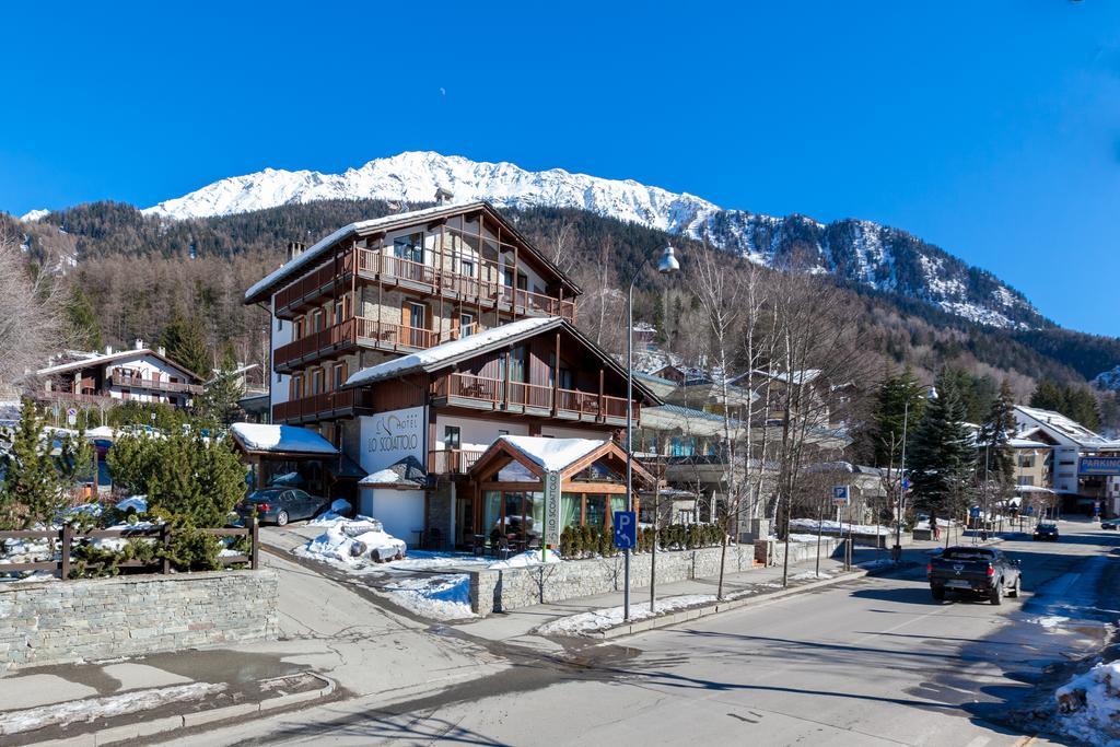 Hotel Lo Scoiattolo Courmayeur Exterior foto